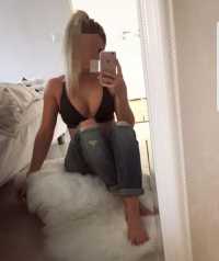 Alev-alev deneyimli bayan Ilkyaz