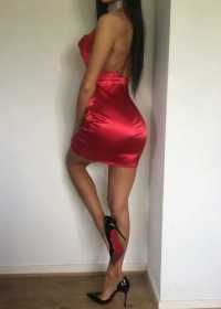 Alev-alev tecrübeli hanım Güngör