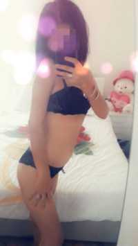 Bakımlı Tarzı ve Bal Köpüğü Renginde Saçları ile Konya Bosna Escort Bayan: 58 kg, 172 Cm B