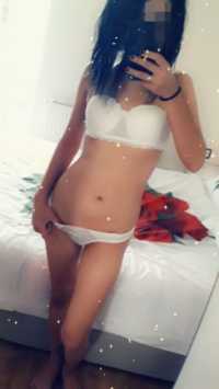 Bakımlı Tarzı ve Bal Köpüğü Renginde Saçları ile Konya Bosna Escort Bayan: 58 kg, 172 Cm B