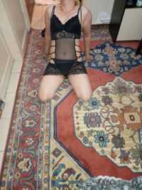 Cazibeli masaj yapan escort Deste