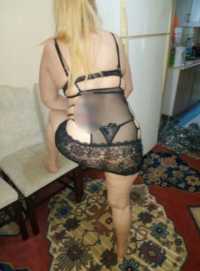 Cazibeli masaj yapan escort Deste