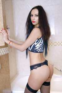 Cazibeli öpüşmeyi seven escort Güniz