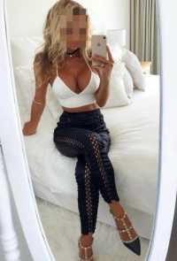 Kaliteli kendi yeri olan escort Muhterem