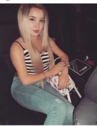 Konya Bosna Escort: Zarif Beden ve Şehirli Stil: Sarı Saçlı, 72 Kiloda ve 173 cm Boyunda