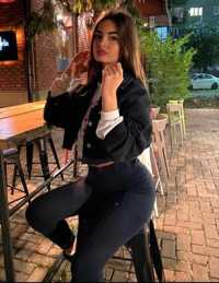 Konya'da Karizmatik ve Çekici Bir Estetik: Bal Köpüğü Saçlı Escort Bayan: 61kg, 154cm
