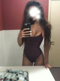 Konya'daki Canlı ve Çekici Kızıl Saçlı Escort Bayan: 61kg, 154cm ve Spor Bedenli