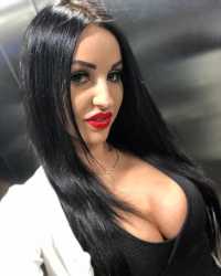 Konya'dan: Sakin Stili ve Zarif Vücuduyla 62 Kg, 158 Cm Boyundaki Kumral Escort