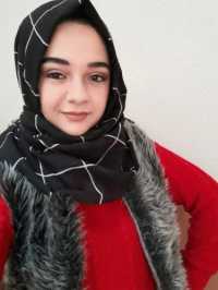 Konya Ereğli'nin Ateşli Güzel: Kızıl Saçlı, 65 kg, 168 cm ve Çekici Stil