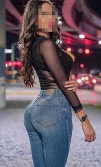 Konya Escort: Karatay Bölgesinden Kumral Saçlı, 60 Kg ve 154 Cm Boyundaki Zarif ve Çekici