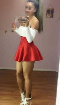 Konya Escort: Neşeli Tarzı ve Fit Vücutlu, Siyah Saçlı 74 Kg ve 170 Cm Boyundaki Konyalı B