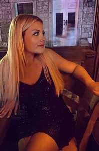 Konya Karatay'ın Çekici ve Zarif Bayan Escortları: 79kg, 178cm, Sarı Saçlı