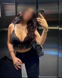 Konya Karatay'ın Sarışın, Şık ve Sakin Escort Bayanı: 49 Kg, 164 cm, Balık Etli Vücuduyla