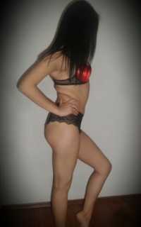 Konya, Karatay: Kumral Saçlı, Sportif Bedeni ve Zarif Stiliyle İklim Değiştiren Escort Bay