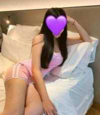 Konya Meram Escort Bayanları: Kızıl Saçları, İnce Bedeni ve Sakin Stiliyle 79 Kg ve 178 Cm