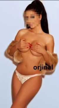 Konya Meram Escort: Kızıl Saçlı, İnce Vücutlu ve Şehirli Bir Bayan - 48kg, 168cm