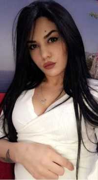 Konya Meram'ın Tercih Edileni: Bal Köpüğü Saçlı, 60 Kg, 168 Cm'lik İnce ve Zarif Escort Ba