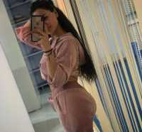 Konya Meram'ın Tercih Edileni: Bal Köpüğü Saçlı, 60 Kg, 168 Cm'lik İnce ve Zarif Escort Ba