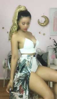 Konya'nın Bakımlı ve Balık Etli Sarı Saçlı Escort Kızı: 64 Kg, 160 Cm Boyunda