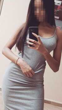 Konya'nın Cazibeli Kızılı: Sporcu, 81 Kg ve 171 Cm Boyundaki Bakımlı Konya Escort Bayanı