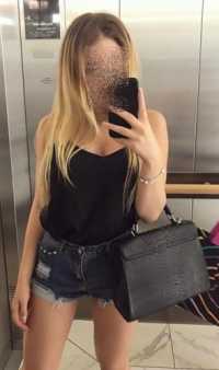 Konya'nın Çekici Baş Döndüren Bakımlı Bayanı: Sarı Saçlı, Balık Etli, 64 Kg ve 173 cm