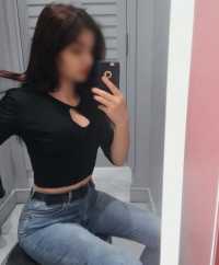 Konya'nın Etine Dolgun ve Zarif Ruhu: Selçuklu Escort Bayan, 83kg, 161cm, Kumral Saçlı