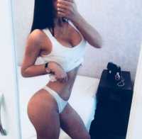 Konya'nın Neşeli Ruhu ve Kırmızı Aşkı: Ereğli Escort Bayan, 73kg, 171cm, Kızıl Saçlı