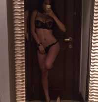 Konya'nın Şehirli ve Spor Sever Güzeli: Selçuklu Escort Bayan, 50kg, 177cm, Kumral Saçlı