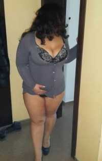 Konya'nın Sıcak ve Sofistike Escort Bayanı: Meram Escort, 79kg, 162cm, Kumral Saçlı ve Fit
