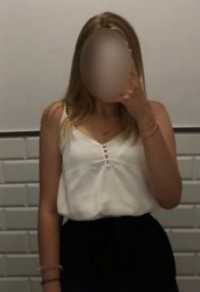 Konya'nın Son Derece Fit ve Kızıl Saçlı Güzeli: Bakımlı, 61 Kg ve 165 Cm Boyundaki Konya B