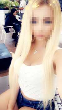 Konya'nın Sportif ve Neşeli Ruhu: 69kg, 161cm ve Kızıl Saçlı Bir Escort Kızın Özgün Hikaye
