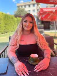 Konya'nın Zarif ve Ince Vücutlu Escort Bayanı: Kızıl Saçlar, 52 Kg, 161 Cm