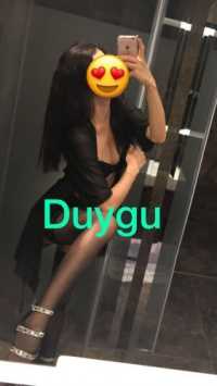 Konya'nın Zarif ve Sessiz Tanıdığı: Karatay Escort Bayan, 66kg, 168cm, Kumral ve İnce Yapı