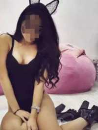 Konya Selçuklu Escort: Kırmızı Saçlı, Zarif Stili ve Neşeli Tutumuyla 78 Kg ve 177 Cm Boyu