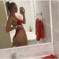 Muhteşem ön sevişme yapan eskort Füruzan