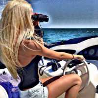 Seçkin evinde buluşan eskort Papatya