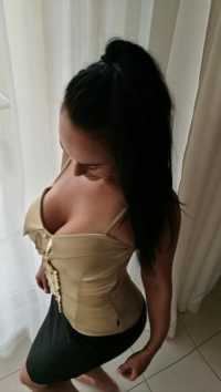 Seçkin otelde buluşan hanım Müjgan