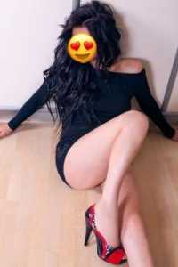 Seks kraliçası buğday tenli hanım Canel