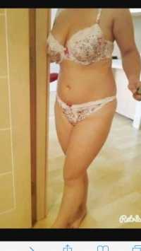 Seksi kumral kız Hande