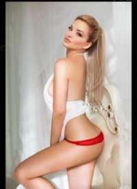 Seksi öpüşmeyi seven escort Kamile