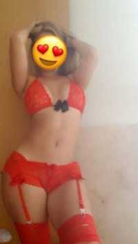 Seksi sakso çeken bayan Deniz