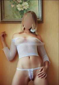 Şımarık sakso çeken escort Candan