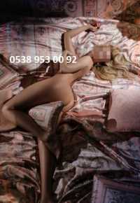 Şımarık saksocu kız Betigün