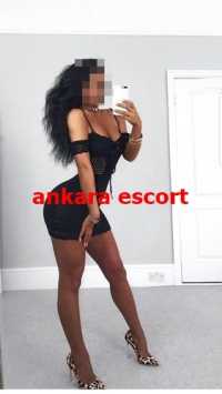 Zarif Stiliyle Konya Escort Bayan: Siyah Saçları, Fit Bedeni ile 77 Kg, 155 Cm Boyunda Sel